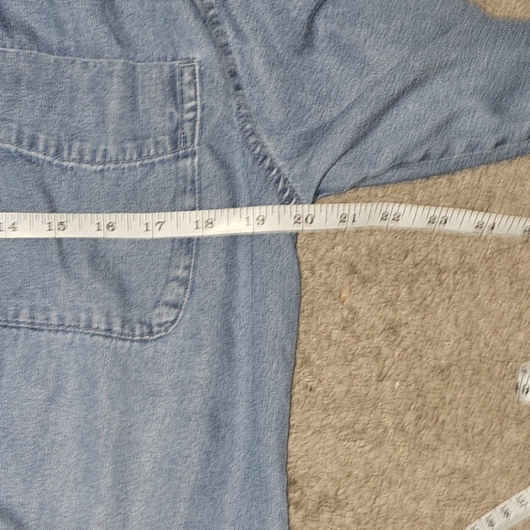 Jean button up - Picture 4 of 4